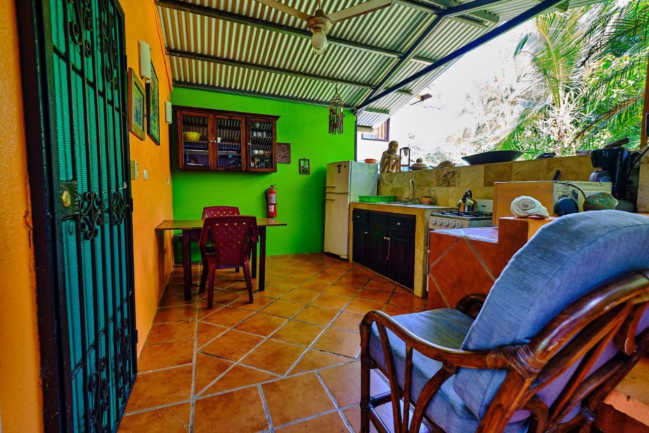 Casa Smilin' Dog Apartment Tamarindo Bagian luar foto