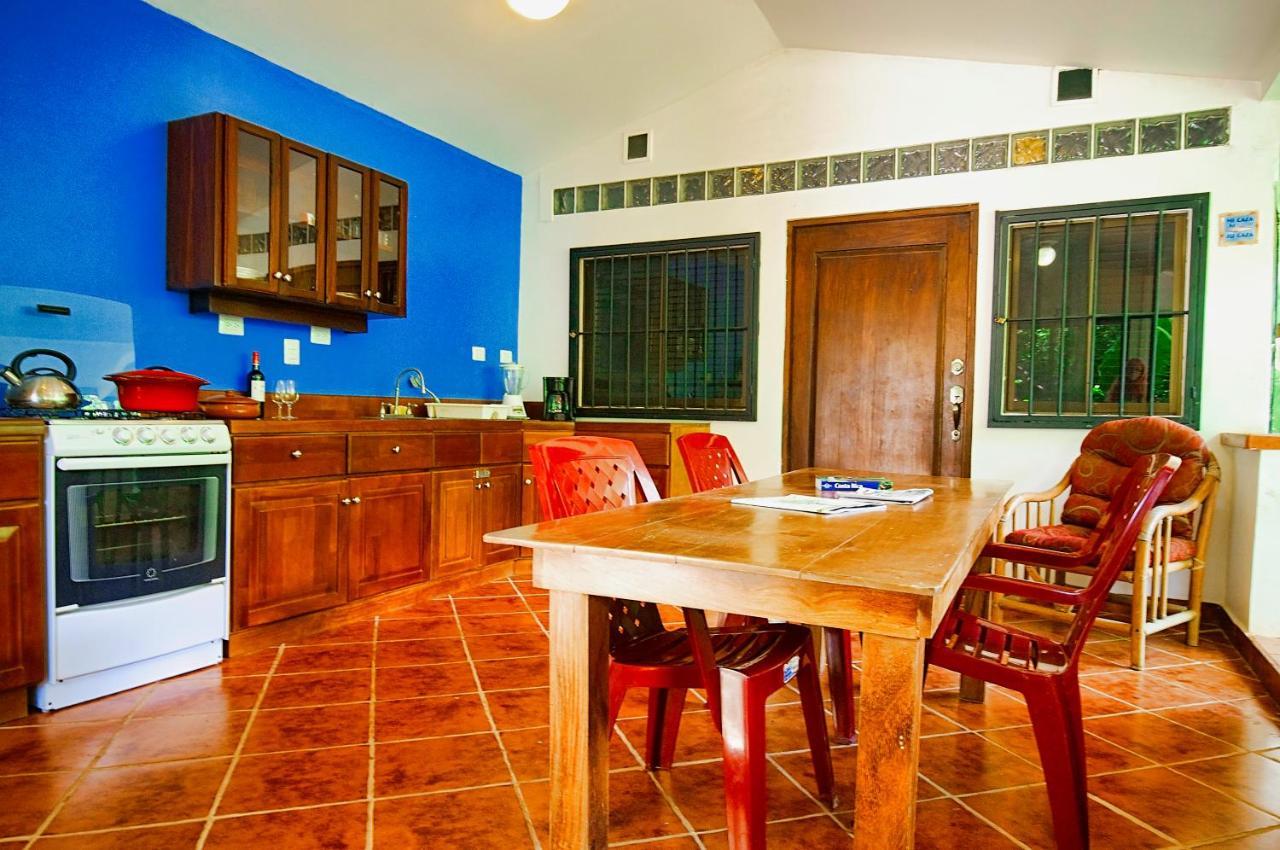 Casa Smilin' Dog Apartment Tamarindo Bagian luar foto
